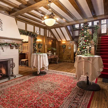 Frederick Stearns House Historic Inn